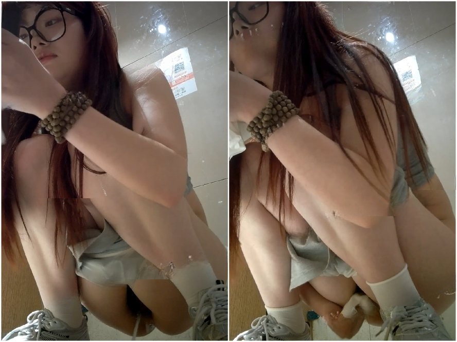 Spy Today ❤️【トイレショット】パノラマフロントショット：メガネの女の子は髪がたっぷり、セクシーな下着！